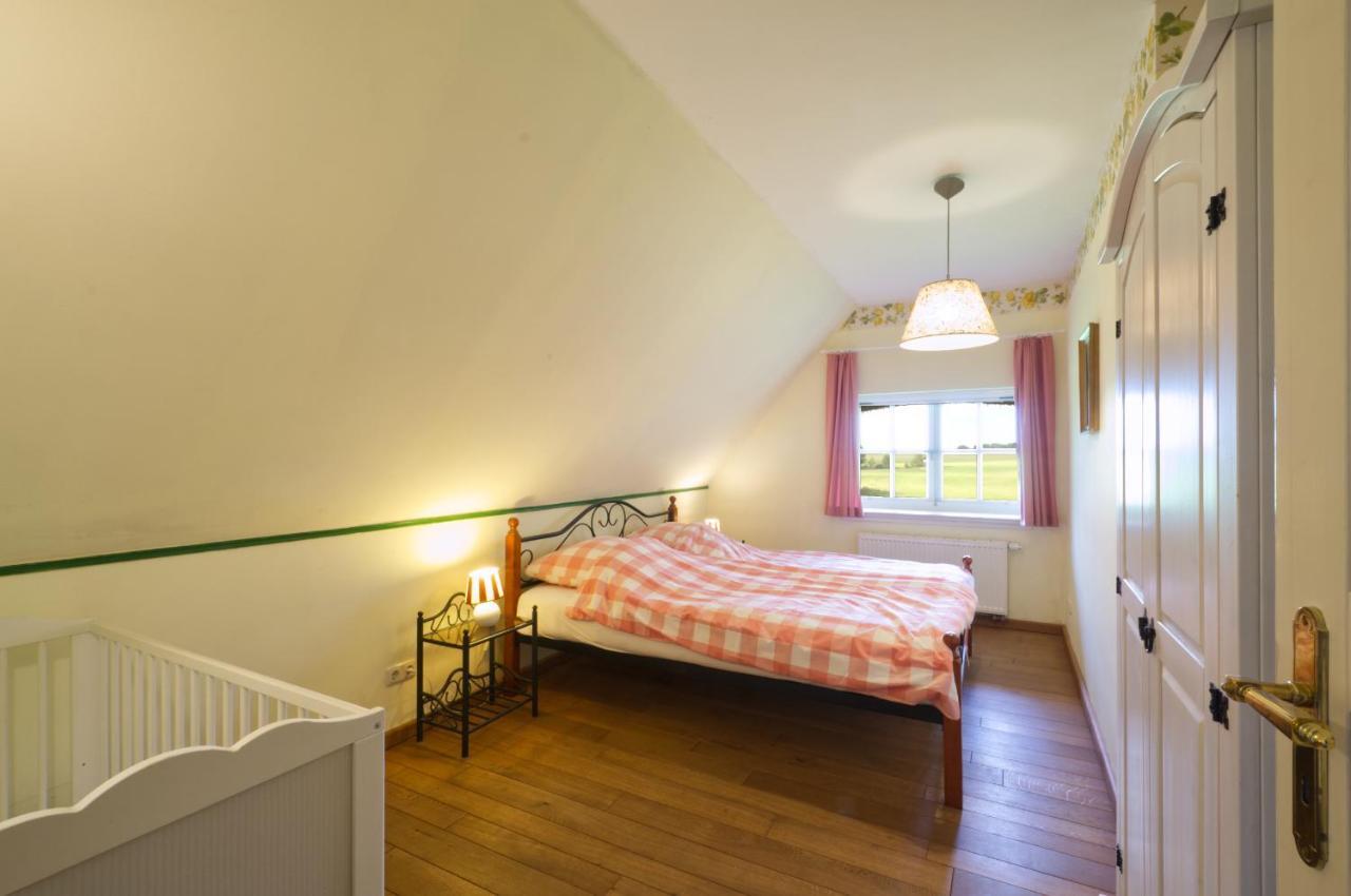Reetdachhaus Mit Grossem Garten Und Kamin Marlow Zewnętrze zdjęcie