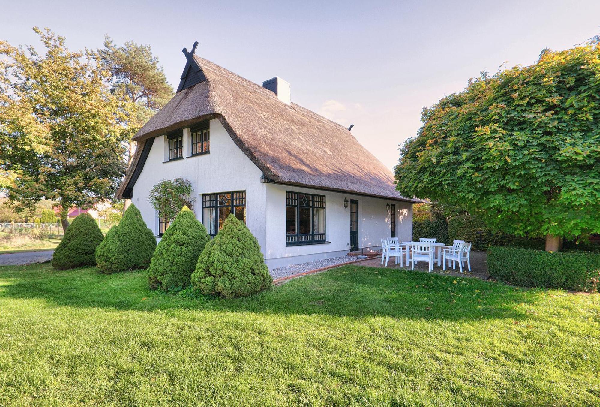 Reetdachhaus Mit Grossem Garten Und Kamin Marlow Zewnętrze zdjęcie